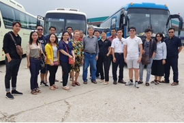 Activities with guest 2018.04.14to18 travel with water supply at Đa Nang, Vietnam
